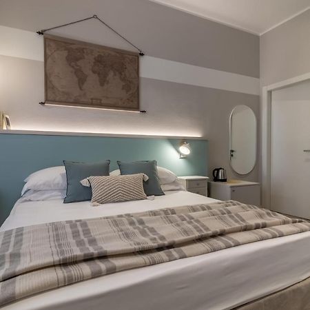 Aquamarina Hotel ลาสเปเซีย ภายนอก รูปภาพ