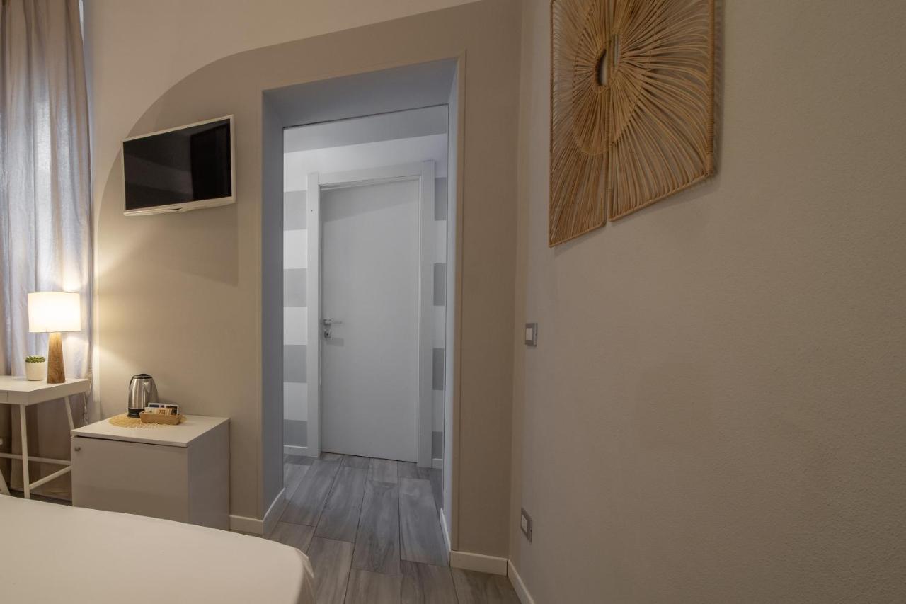 Aquamarina Hotel ลาสเปเซีย ภายนอก รูปภาพ
